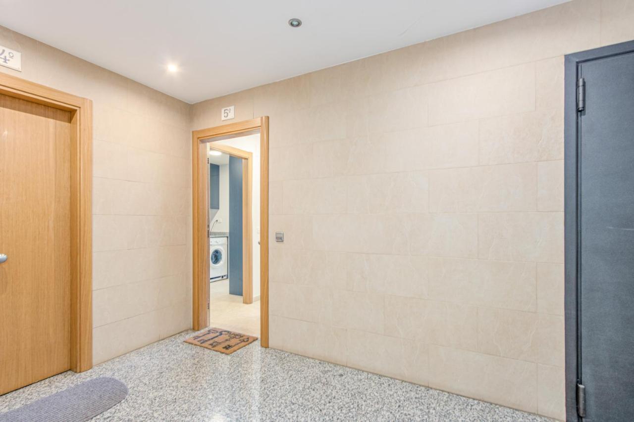 Confort Apartment โรเซส ภายนอก รูปภาพ